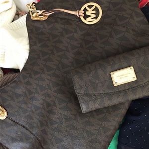 Michael Kors Purse and matching Wallet